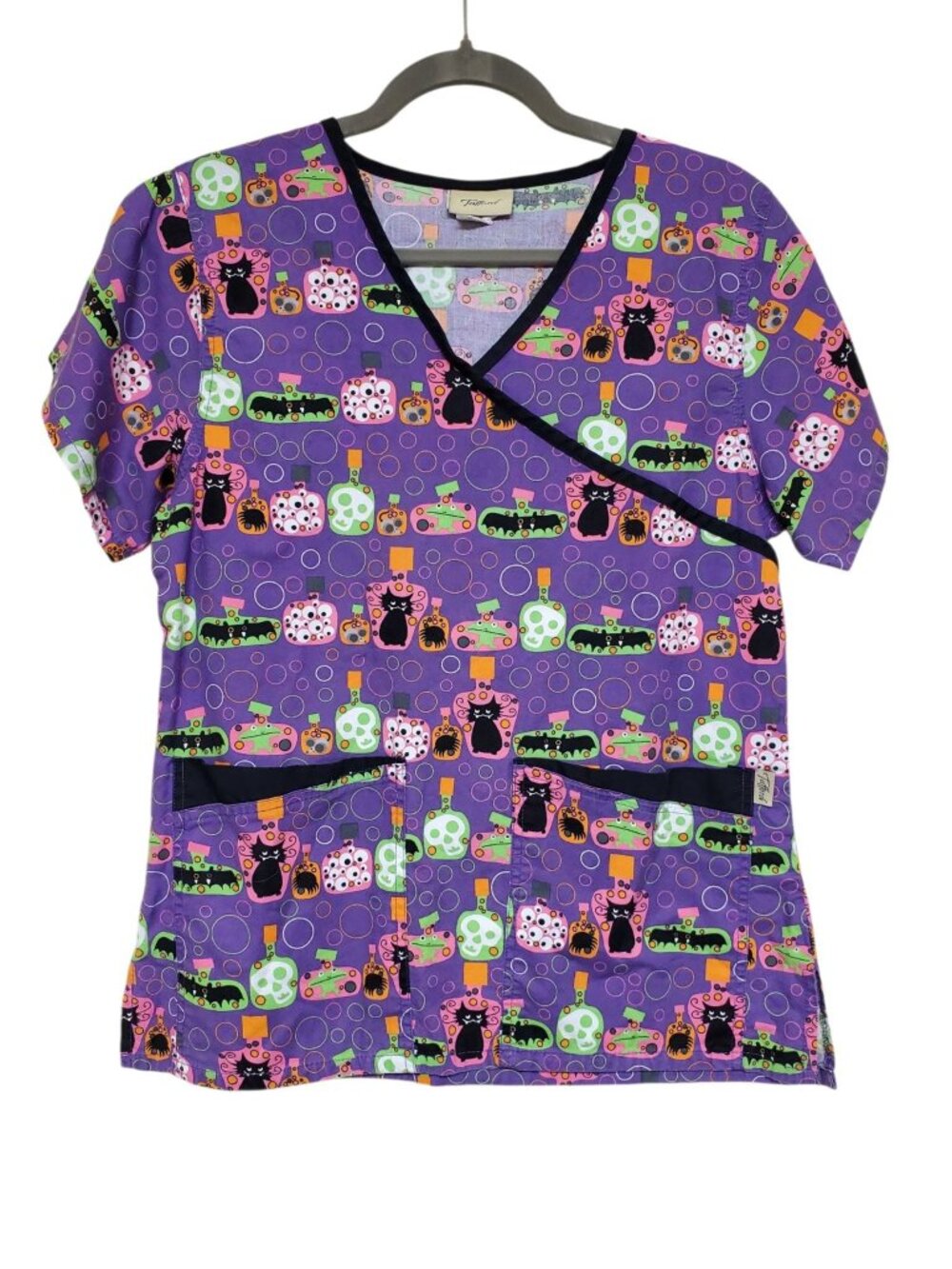 Tafford Women's Purple Halloween Print 2 Pocket Short Sleeve V-neck Scrub Top XL